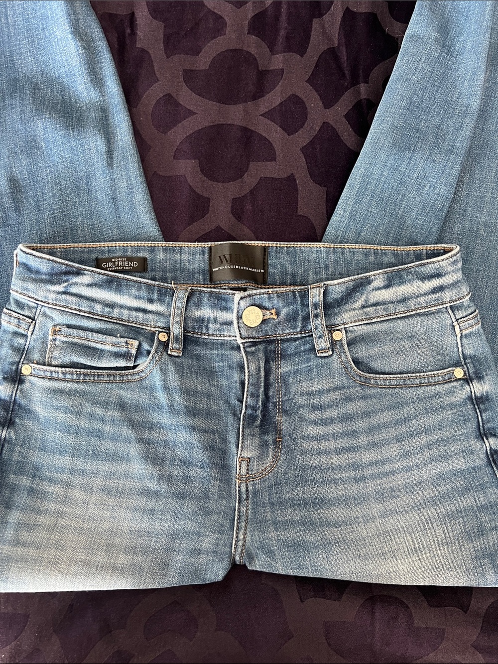 White House Black Market Light Blue Mid Rise Girlfriend Jeans Sz 2